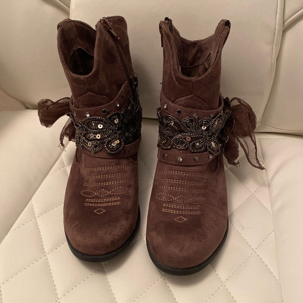 Women’s embellished booties